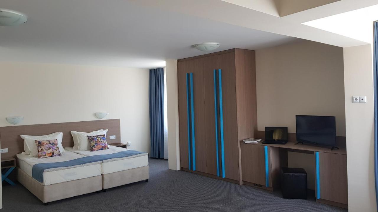 Амида Hotel Varvara  Ngoại thất bức ảnh